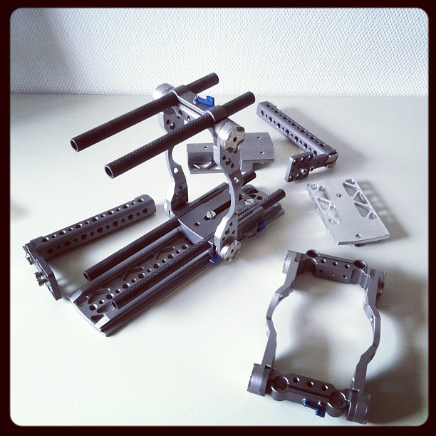 Just got the new bebob Universal Cage System. Looks heavy, but it's ultra lightweight!!!